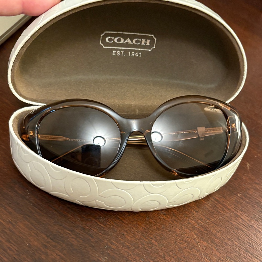Coach L1171 HC8306U Butterfly sunglasses 50373-brown NEW IN CASE - Picture 2 of 6